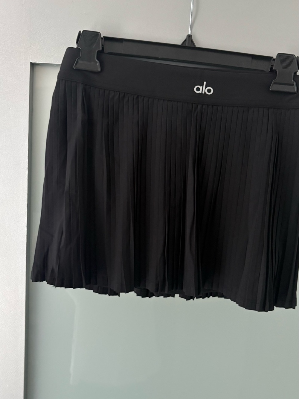 New ALO Yoga Women’s Black Pleated Tennis Skort US 6,M - Picture 7 of 8